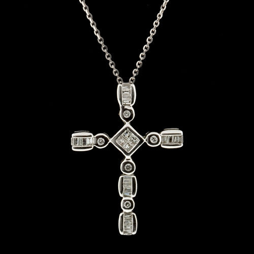 0.50ct tw Diamond Cross Necklace1