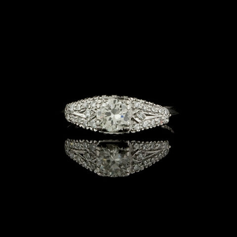 0.88ct tw Round Diamond, Plat. Ring