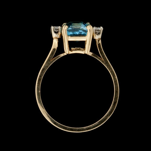 2.00ct Blue Topaz & Diamond Ring2