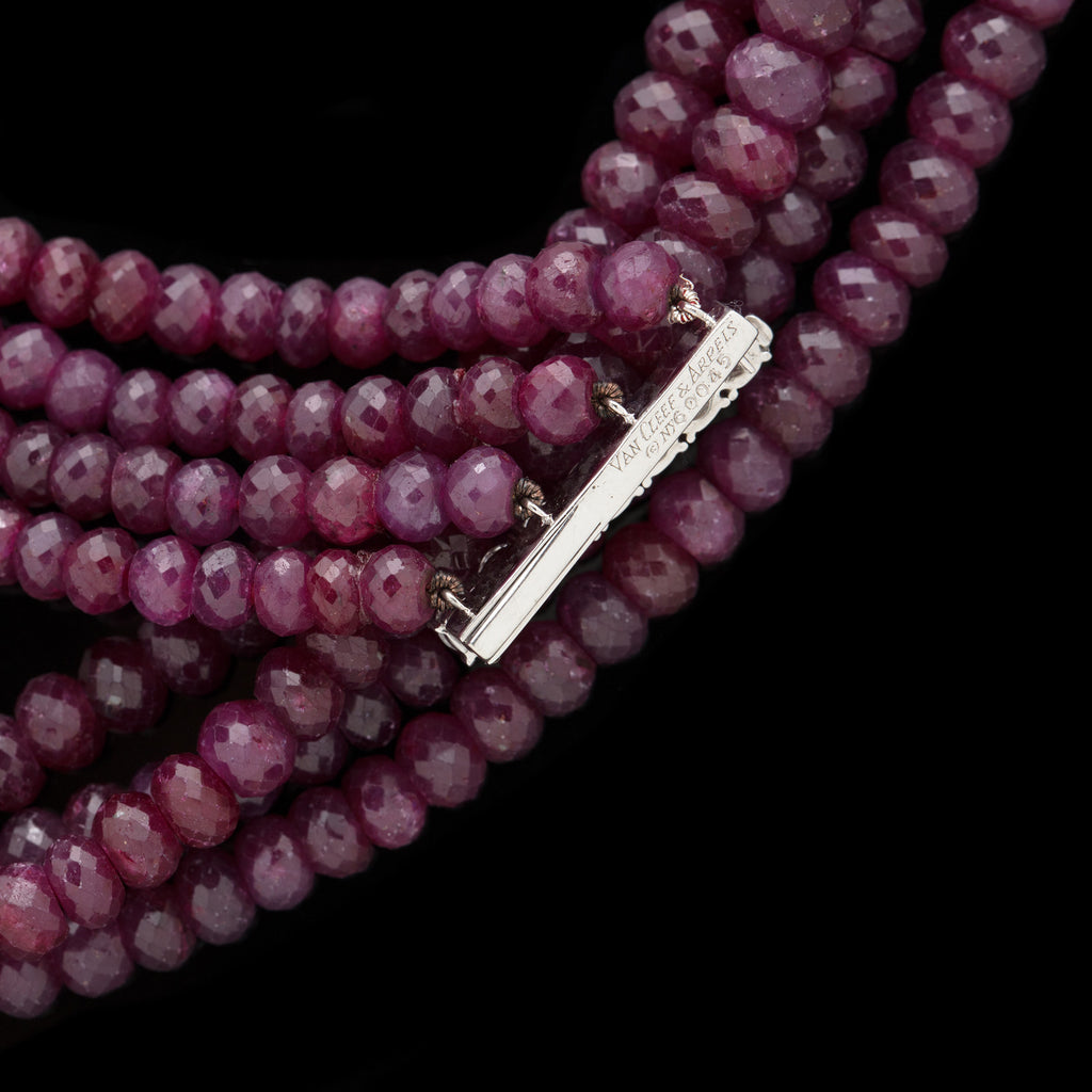 Fantastic Van Cleef & Arpels Diamond Clasp and Ruby Necklace