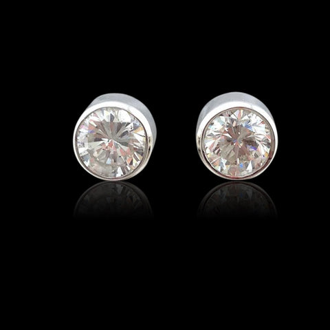 Diamond and 18k White Gold Stud Earrings