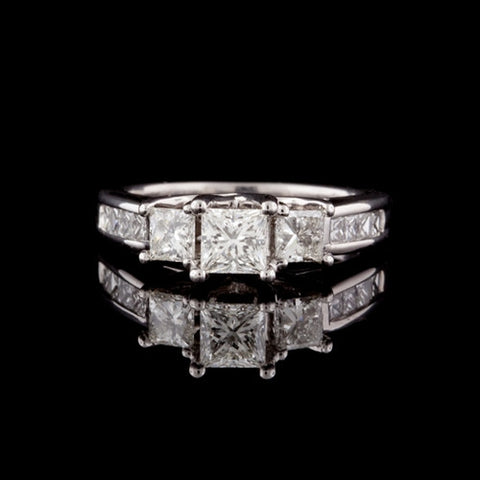 1.77ct tw Princess Cut Diamond Ring