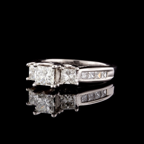 1.77ct tw Princess Cut Diamond Ring