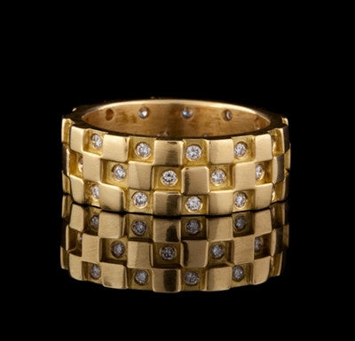 20KT Gold & Diamond Band