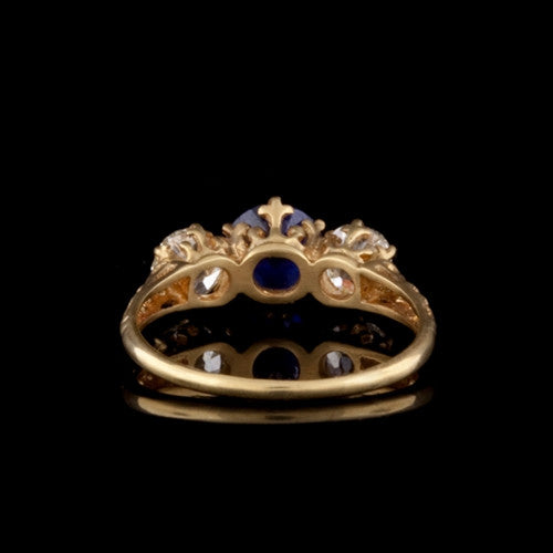 1.07ct Round Sapphire & Diamond 18KT Ring