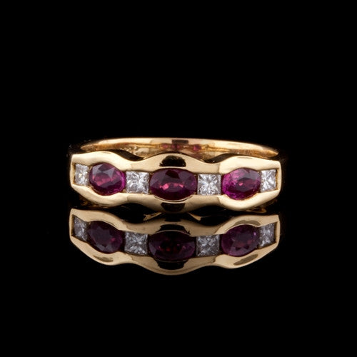 Diamond & Ruby 20KT Band Ring