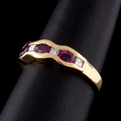 Diamond & Ruby 20KT Band Ring