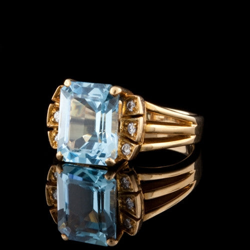 4ct Aquamarine & Diamond 18KT Ring