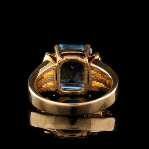 4ct Aquamarine & Diamond 18KT Ring