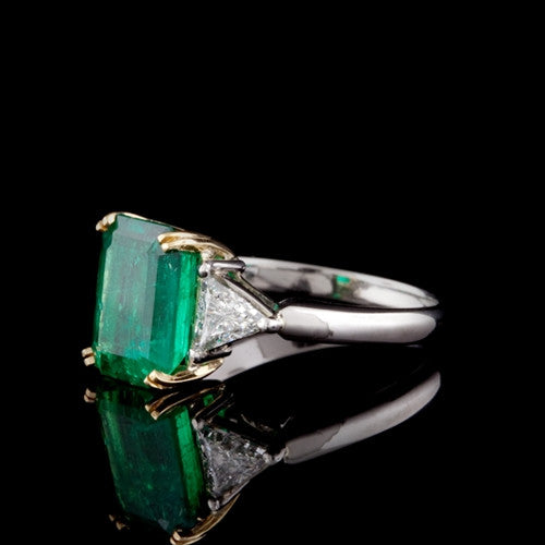 3.02ct Emerald & Diamond Ring