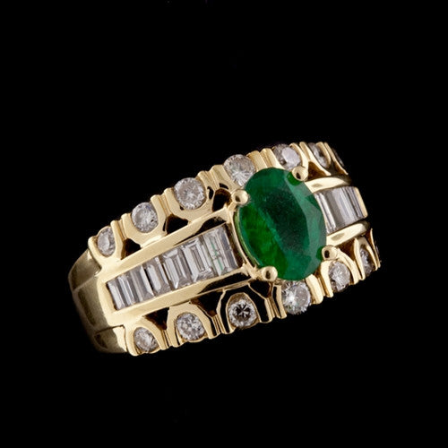 1.10ct Emerald & Diamond 18KT Ring