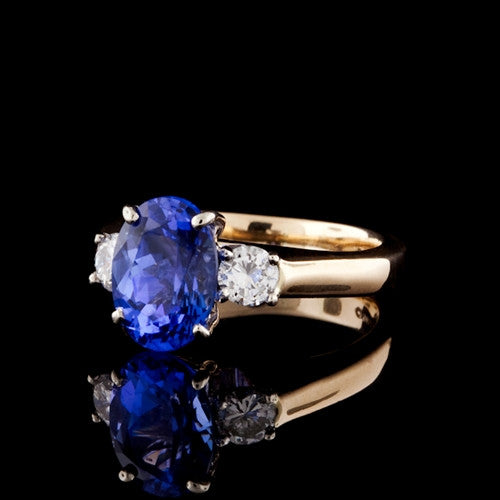 2.5ct Tanzanite & Diamond Ring