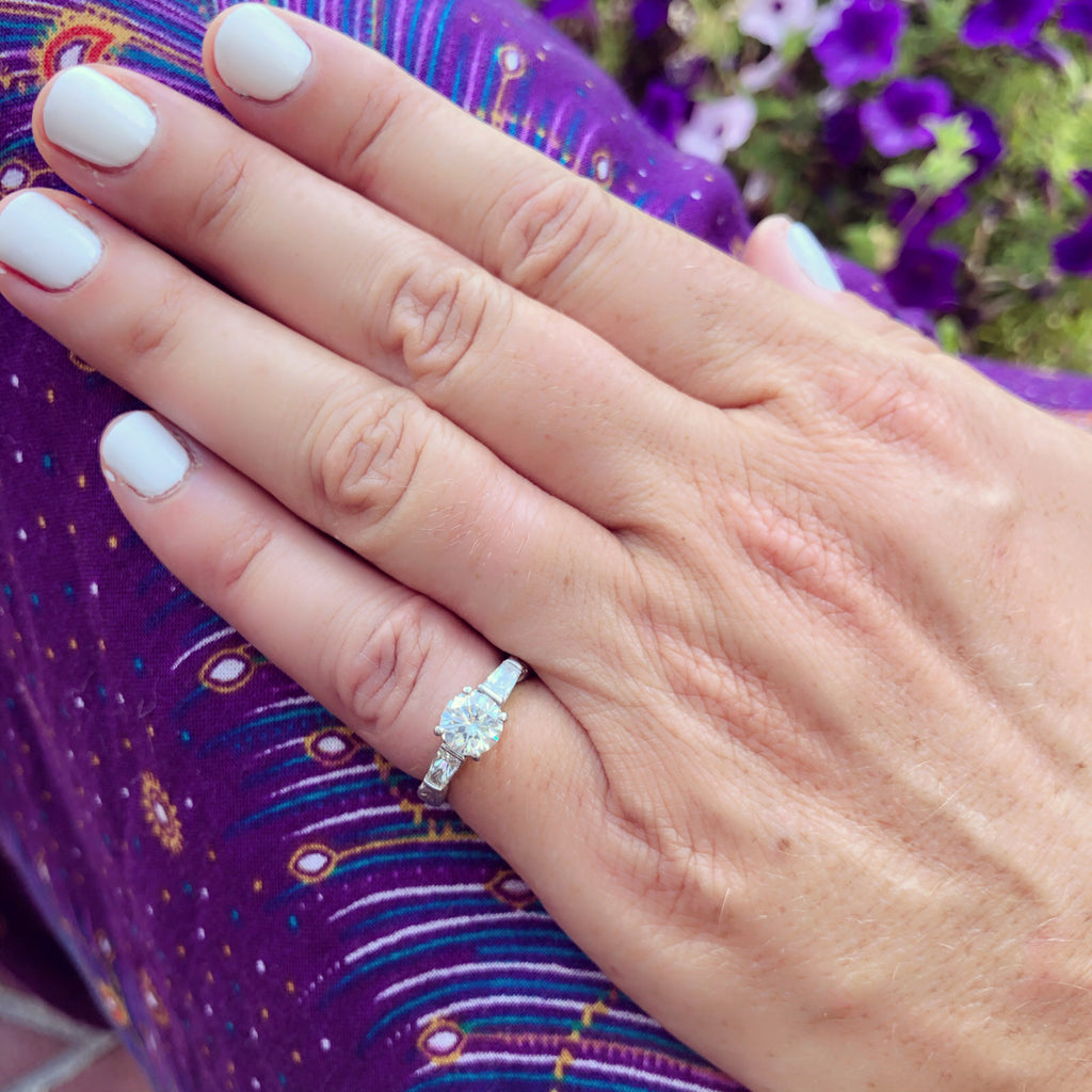 1.50ct tw Round Brilliant Cut Diamond Ring