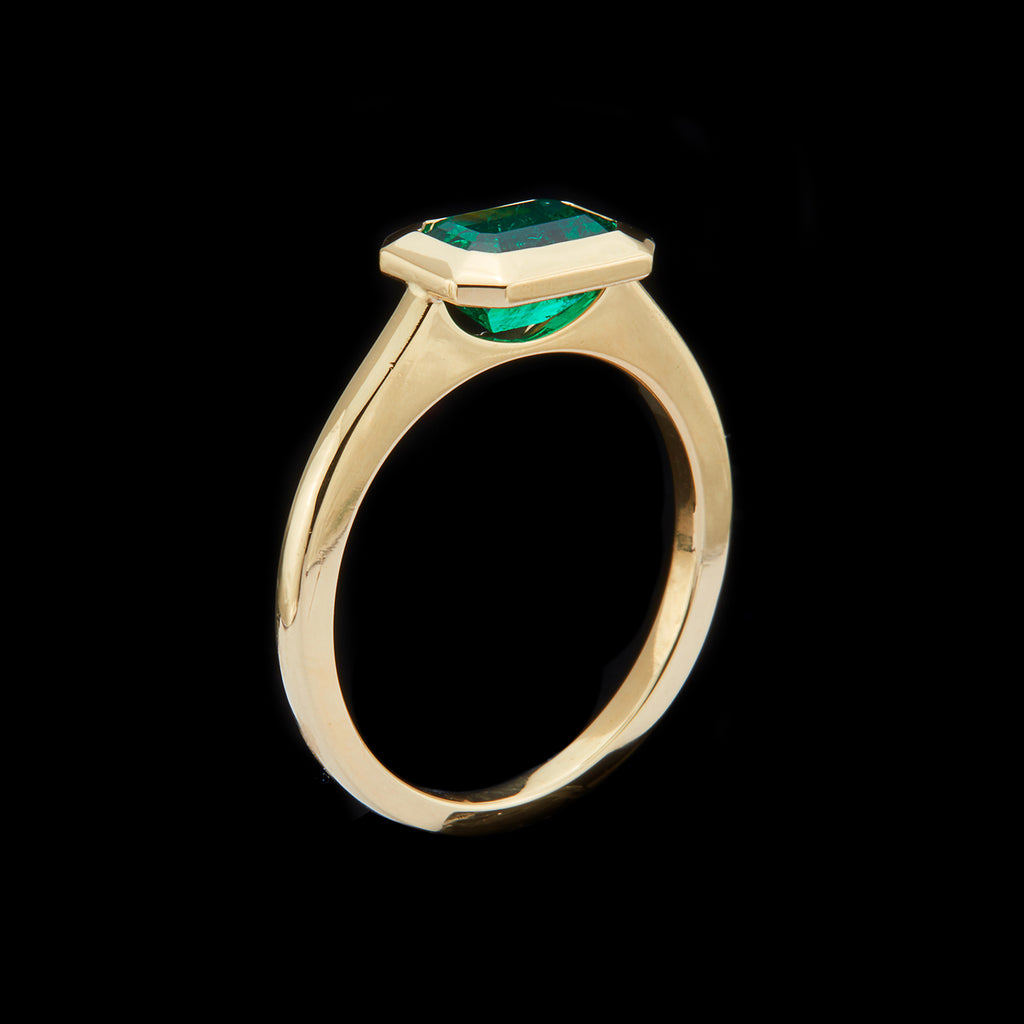 Rectangular-Cut Emerald & 18k Yellow Gold Ring