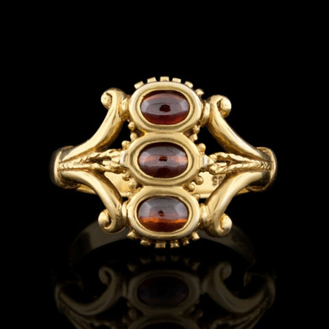 14Kt Yellow Gold Garnet Ring