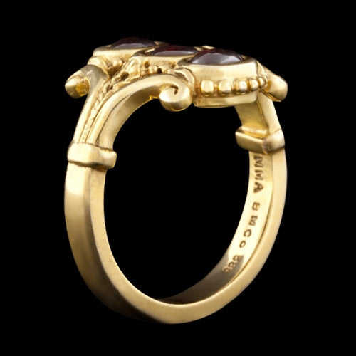 14Kt Yellow Gold Garnet Ring