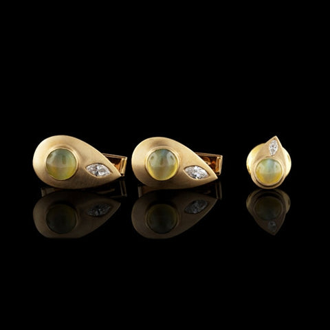Vintage 18Kt Cat's Eyes Cuff Link Set