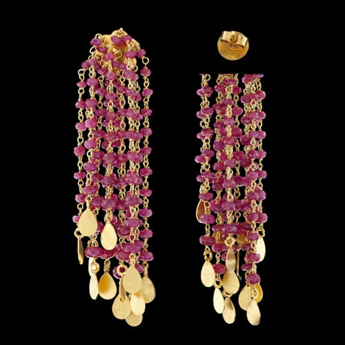 20Kt Ruby Bead Dangle Earrings