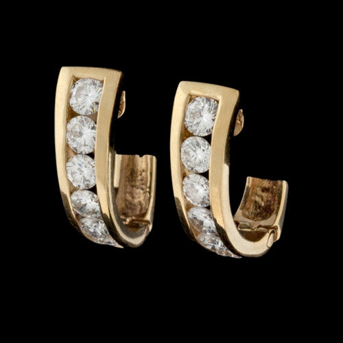 1.60ct tw Diamond Hoop Earrings