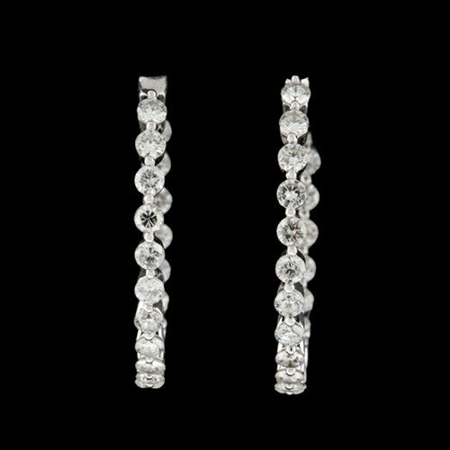 2.96cts tw Diamond Hoop Earrings