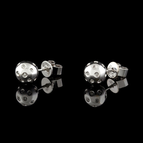 18Kt Etoile Diamond Stud Earrings