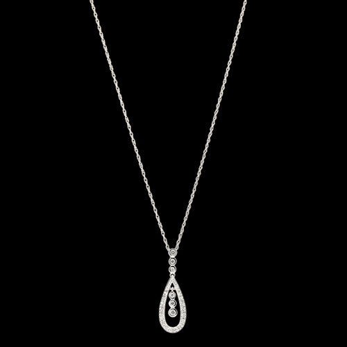 Diamond Pendant & Necklace