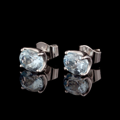 18Kt Aquamarine Oval Stud Earrings