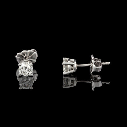 0.50ct tw Round Diamond Studs