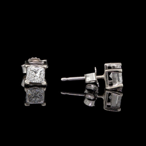 0.68ct tw Princess Cut Diamond Stud Earrings