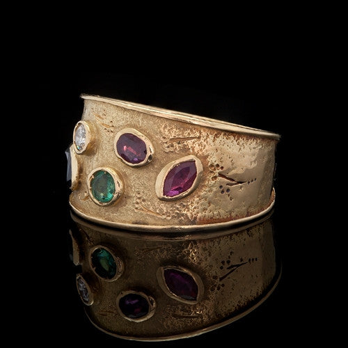 Diamond & Colored Stone 18Kt Band Ring