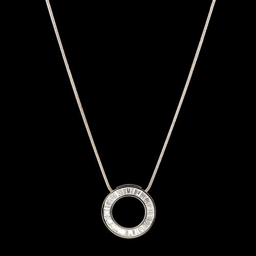 18Kt Diamond Wavy Circle Pendant Necklace