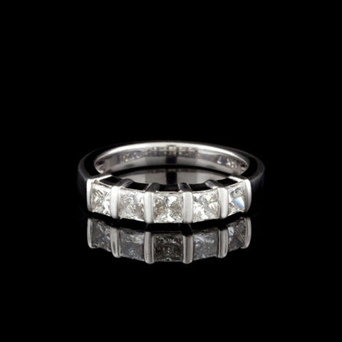 1ct tw Princess Cut Diamond Band Ring