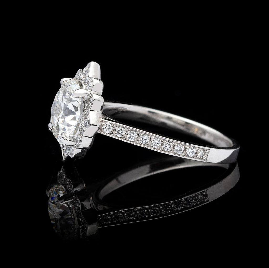 GIA 2.01-ct H/VS1 Diamond Platinum Engagement Ring