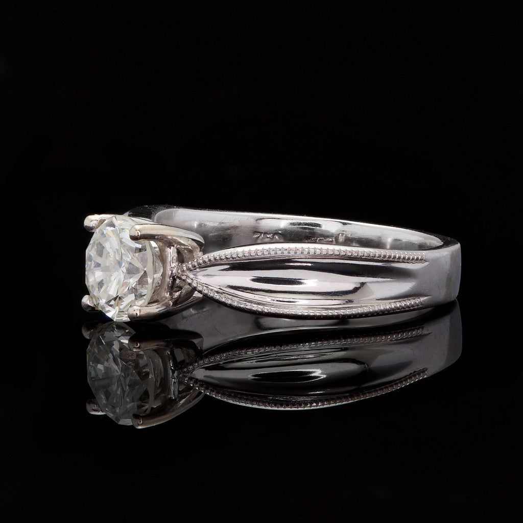 1ct Round Brilliant Diamond Solitaire Ring