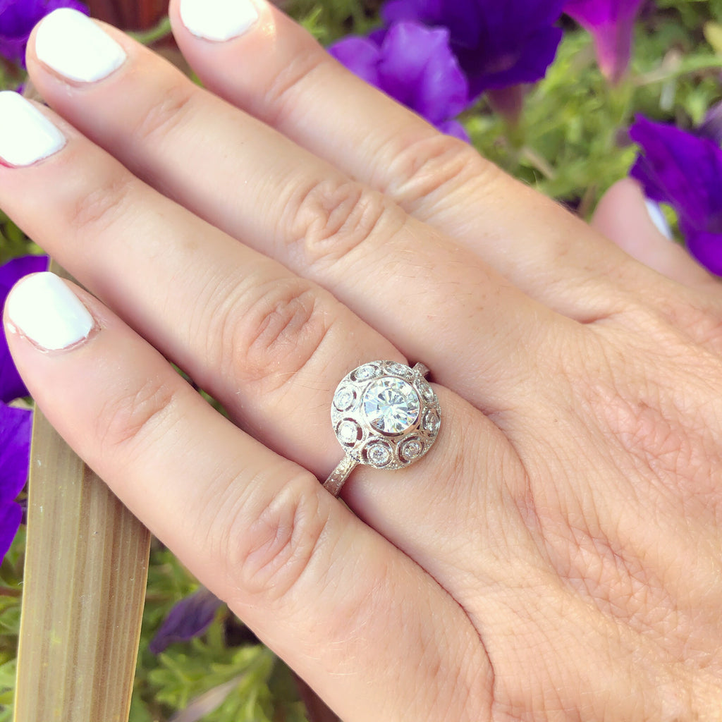 GIA 0.82-ct F/VS2 Diamond Platinum Engagement Ring