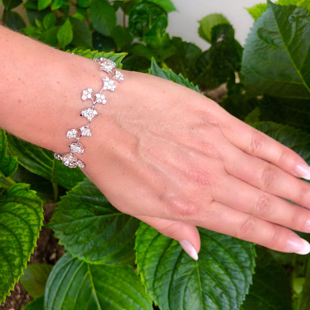 Luca Carati Floral Link Diamond Bracelet