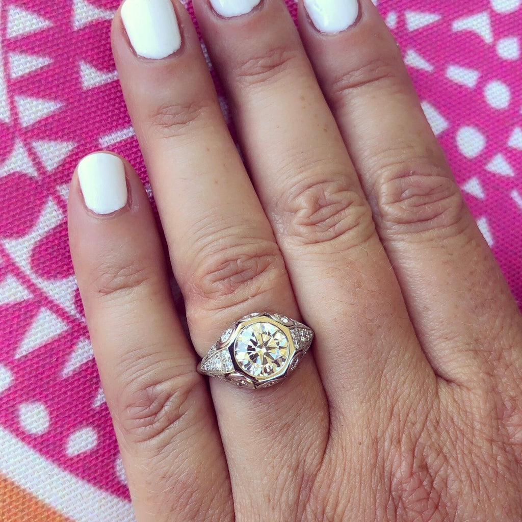 1.94ct H/VS2 Round Brilliant Diamond Platinum Ring