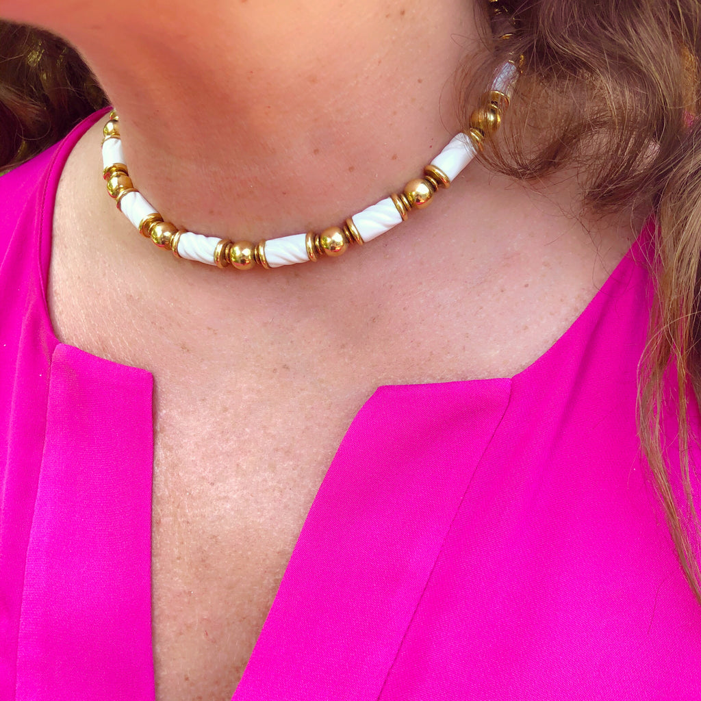 Bulgari Chandra Porcelain 18Kt Yellow Gold Necklace, circa 1970s