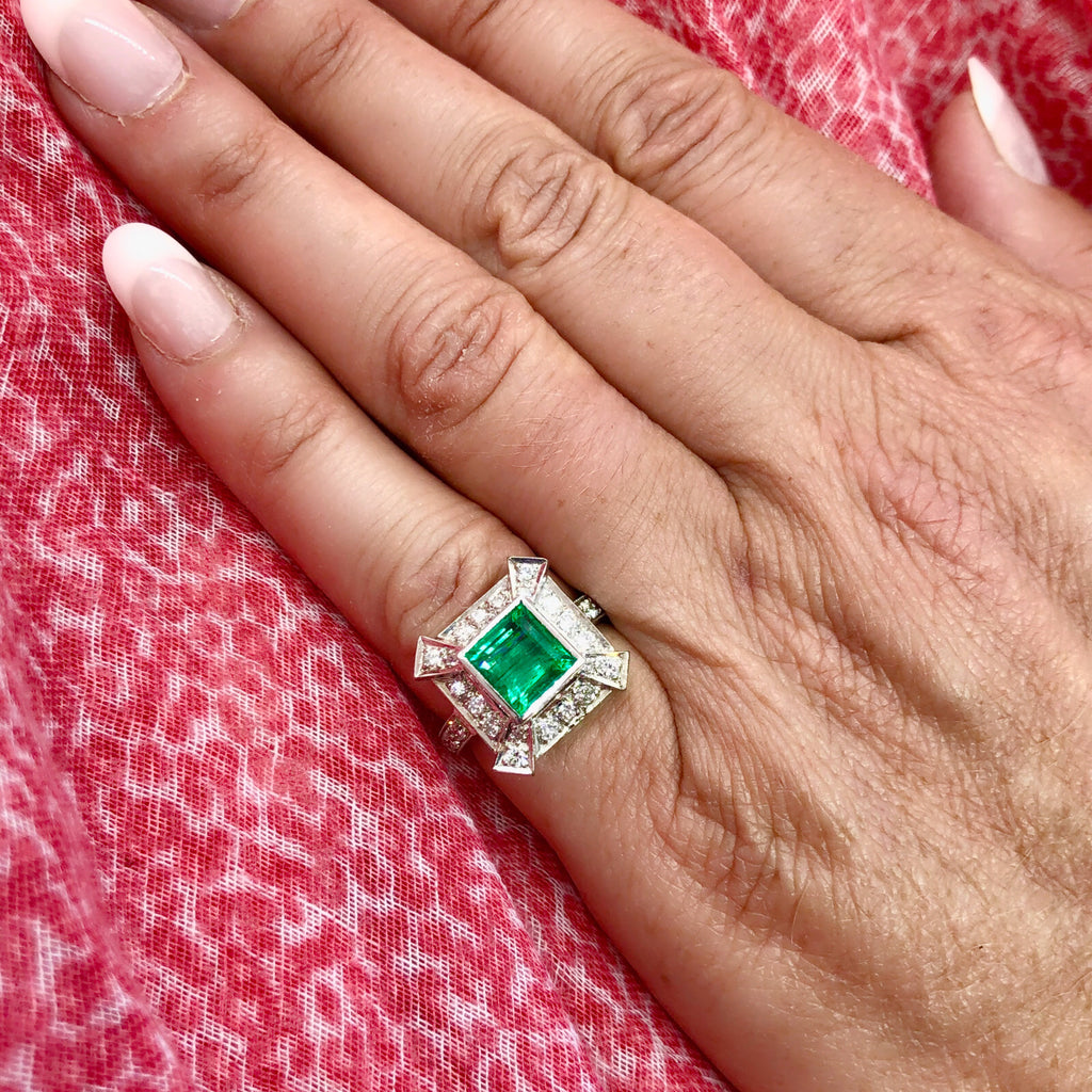 Emerald & Diamond Platinum Ring