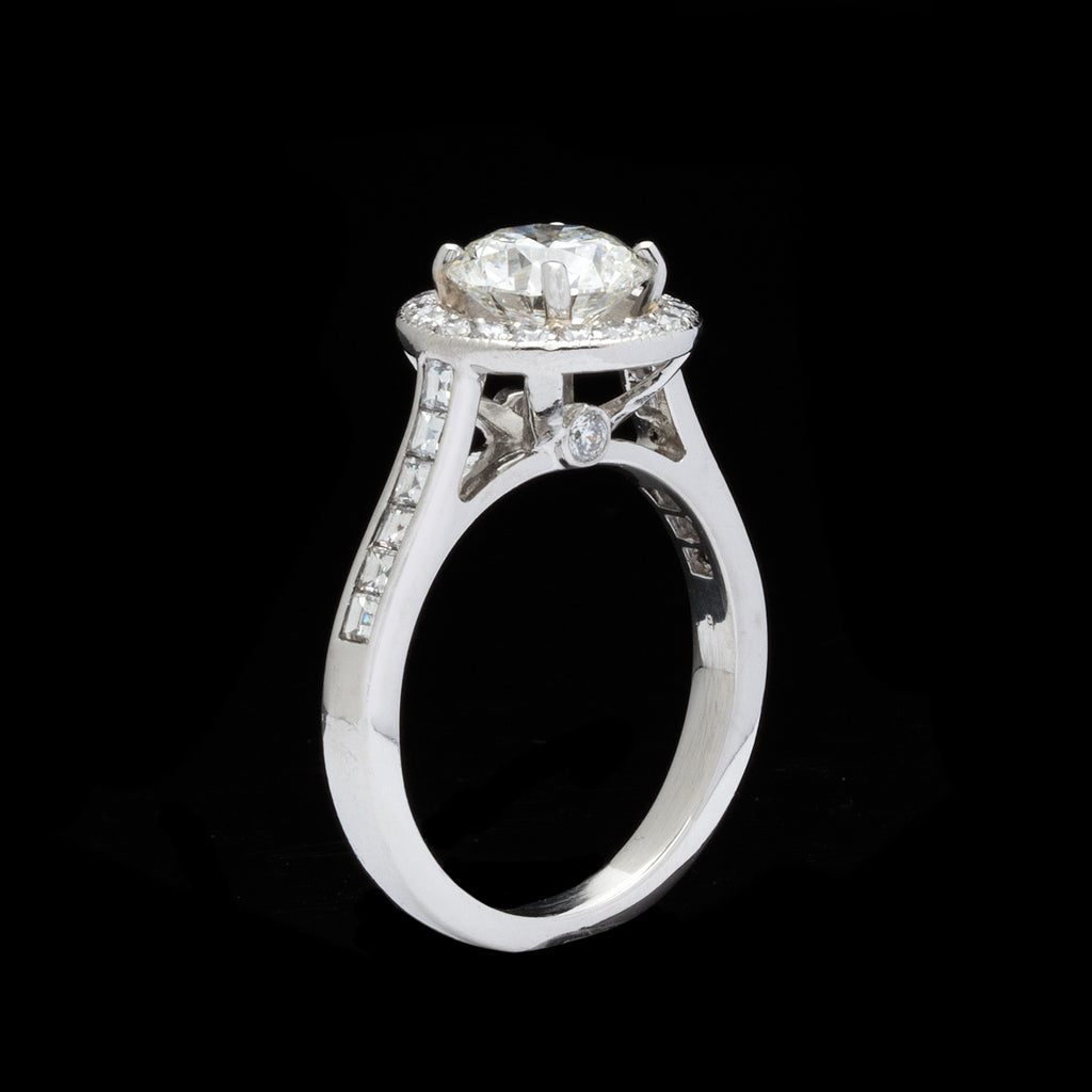 GIA 1.57ct H/SI1 Round Brilliant Diamond Solitaire Halo Ring