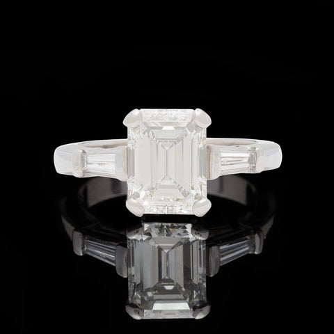 2.02 Carat Gia I/VS1 Emerald Cut Diamond Platinum Ring