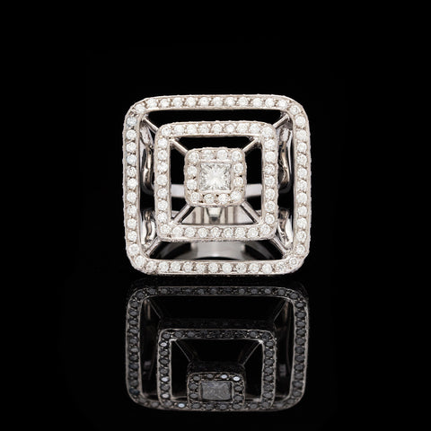 Contemporary Mimi So New York Large Pyramid Diamond Ring