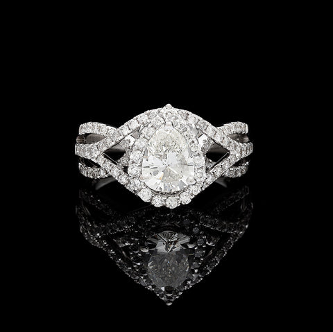 Pear-Shape Diamond and 18k White Gold Engagement Ring