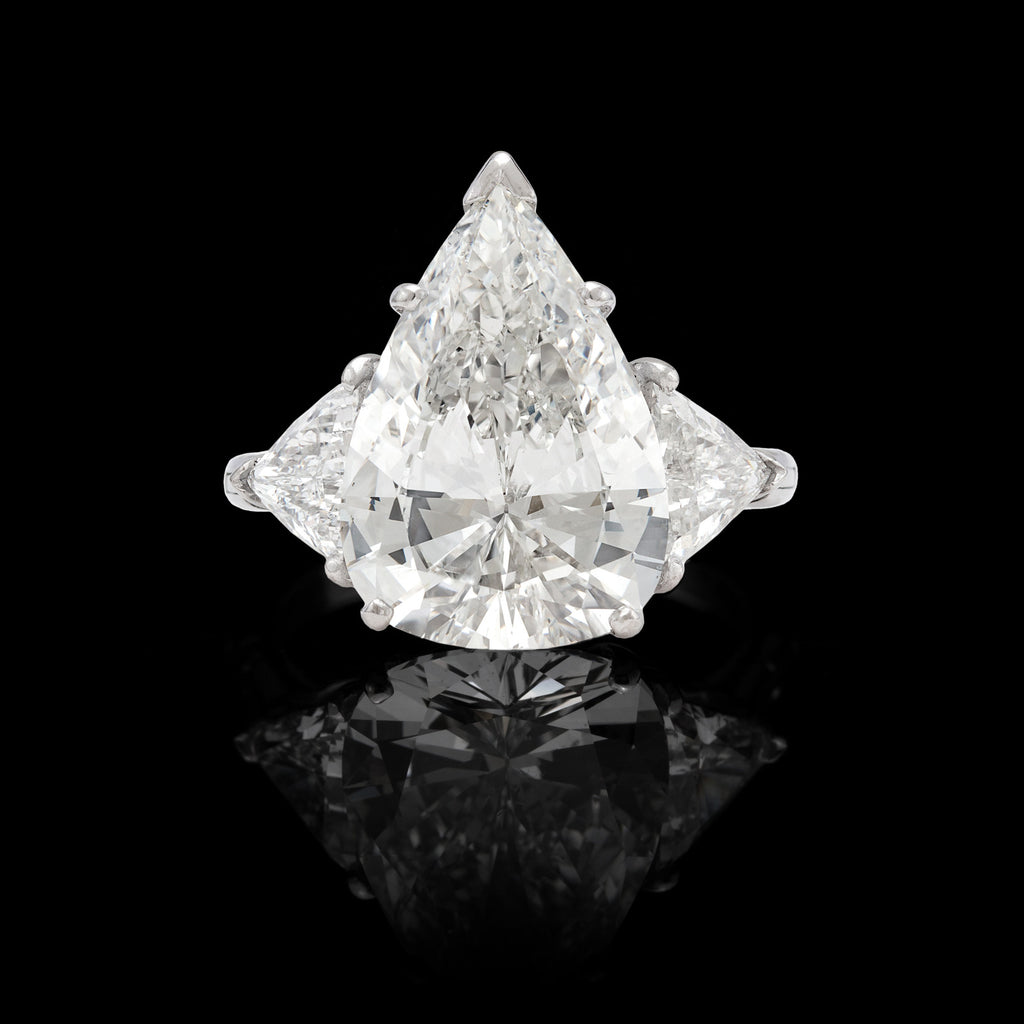 Incredible GIA 8.60 carat Pear Shape Diamond Ring