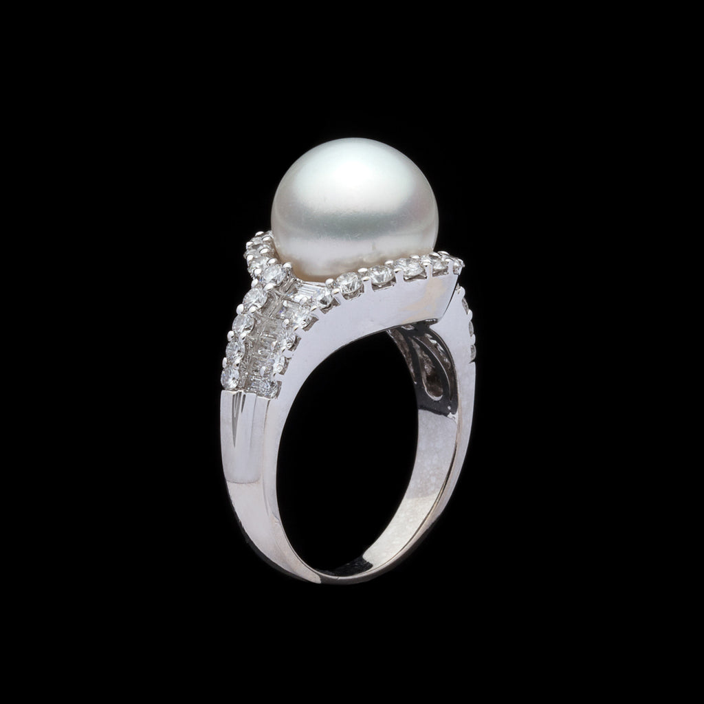 Pearl & Diamond 18kt Ring