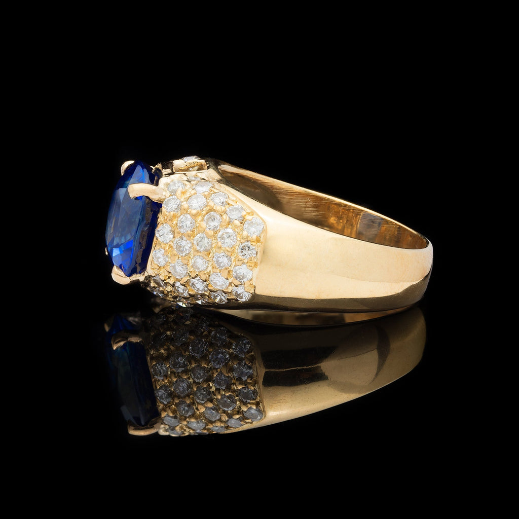 Exceptional 5.80ct Sapphire & Diamond Ring