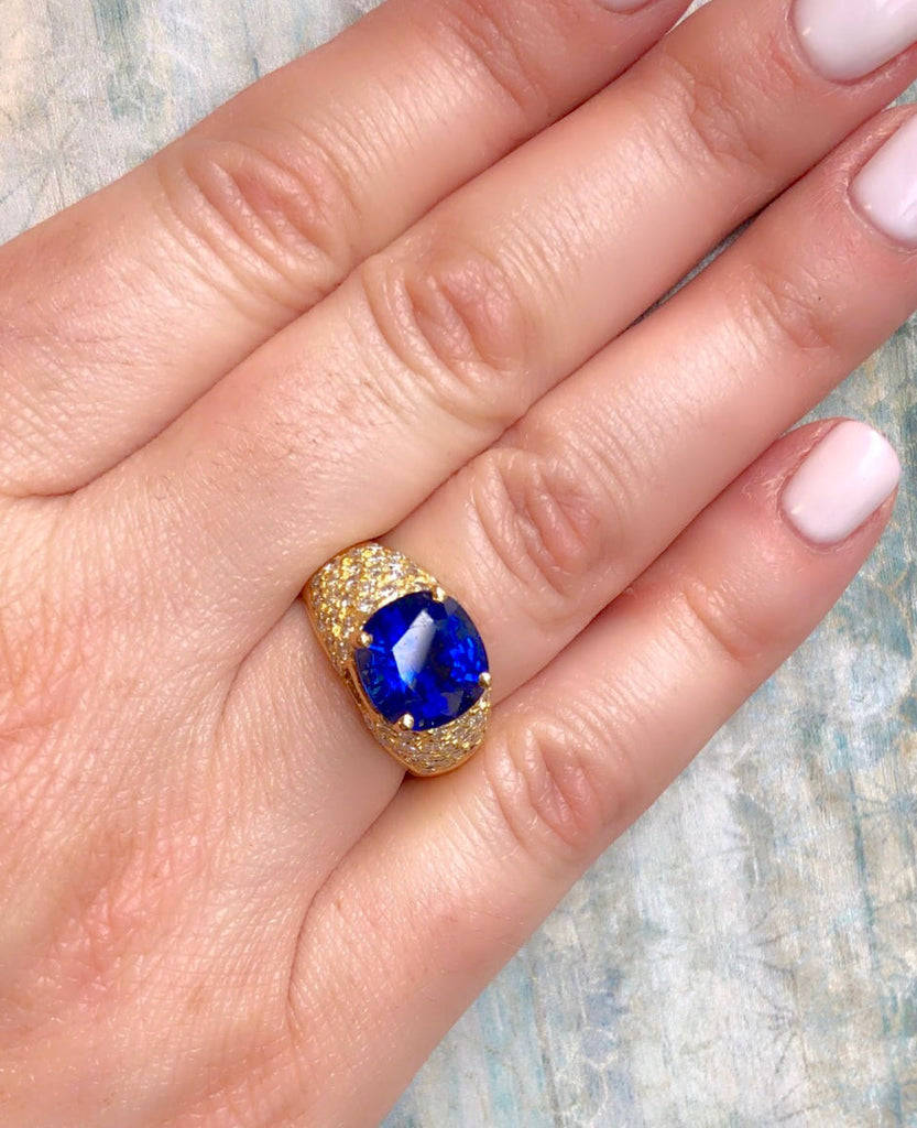Exceptional 5.80ct Sapphire & Diamond Ring