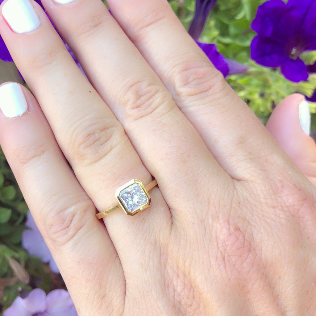 1.02 carat Radiant Cut Diamond in Custom 18k Yellow Gold Mounting