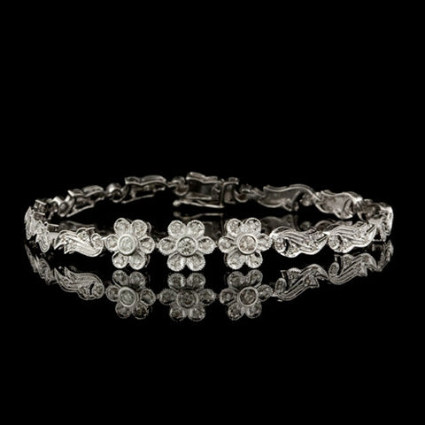 Pave Diamond Foliate 18KT Bracelet