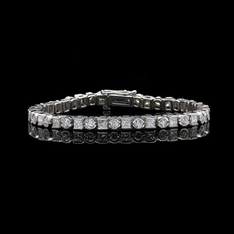 Impressive 9.20 carat Diamond Platinum Line Bracelet